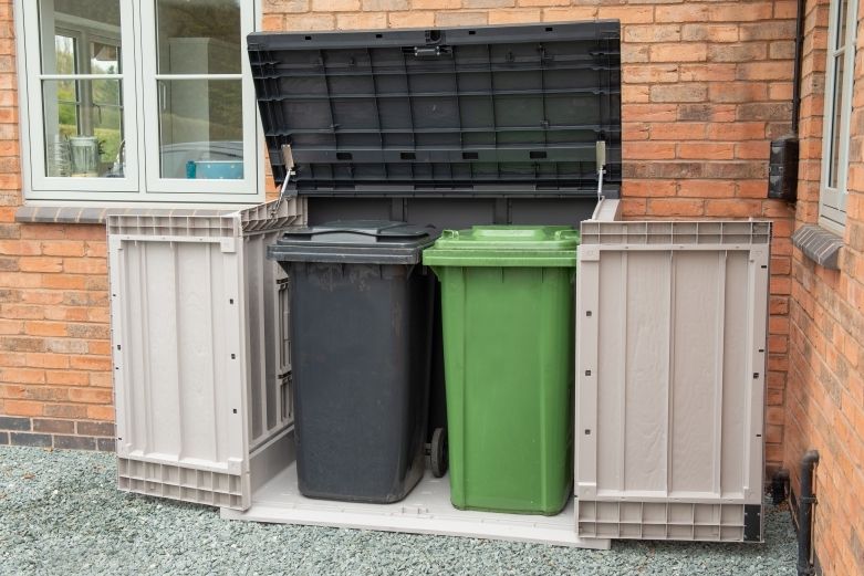 Extra Large Garden Storage Unit And Bin Store - 4'1