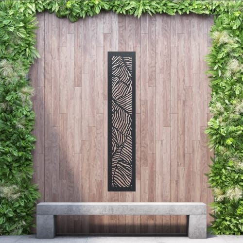 Aluminium Privacy Screen Willow - Free Standing - 1800mm x 300mm Black