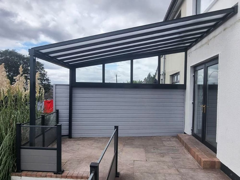 Simplicity 16 Aluminium Pergola / Veranda - 7000mm x 1000mm Rectangular - Black