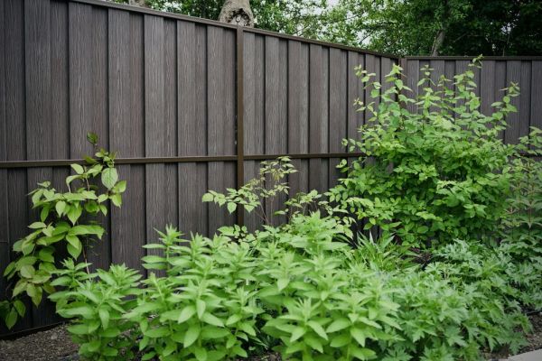 Durapost Vento Slatted Composite Fencing Panel Kit - 900mm Grey