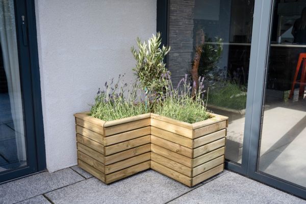 Linear Corner Wooden Planter - 800mm x 800mm